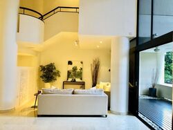 The Colonnade (D10), Condominium #496348031